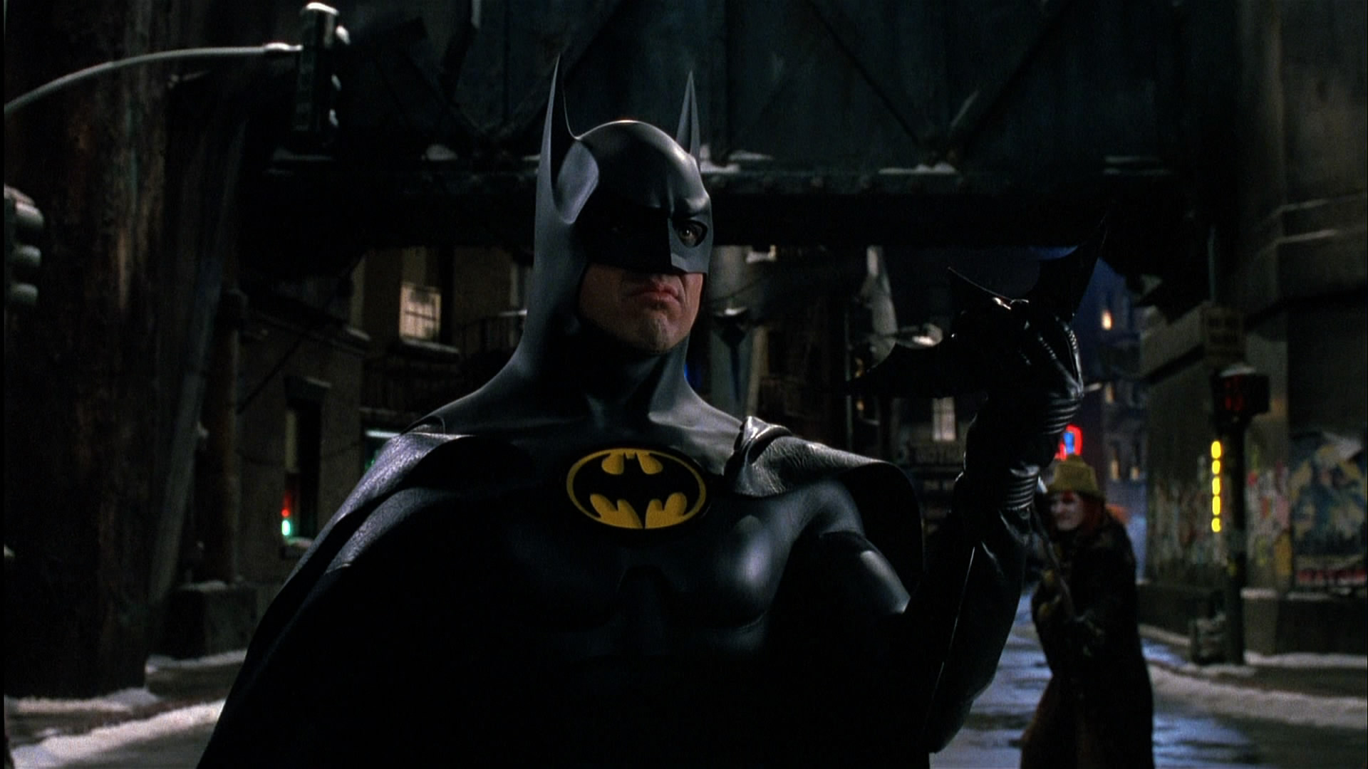 Timothée Chalamet's Robin Gets A Stunning Suit Redesign In Batman