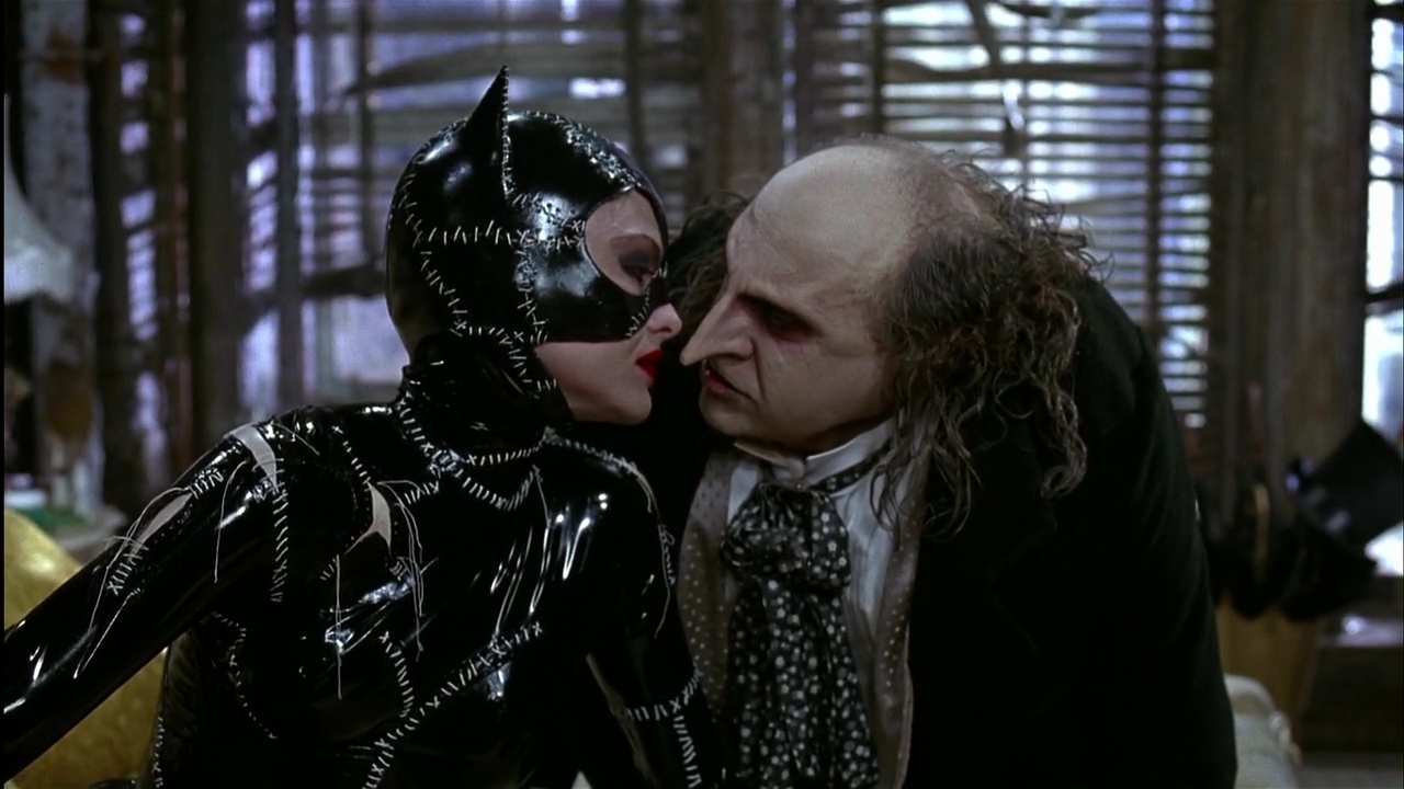 Batman Returns Returns? The Penguin & Catwoman Rumored To Face Robert  Pattinson's Batman