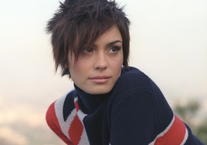 garfello on Twitter I had the Shannyn Sossamon haircut and everything  httpstcoQ5VgVYeCg6  Twitter