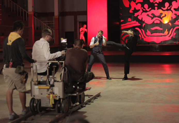 Nicolas Winding Refn Ryan Gosling Only God Forgives Set Pic