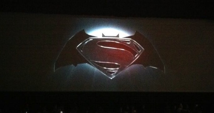 Superman, batman logo