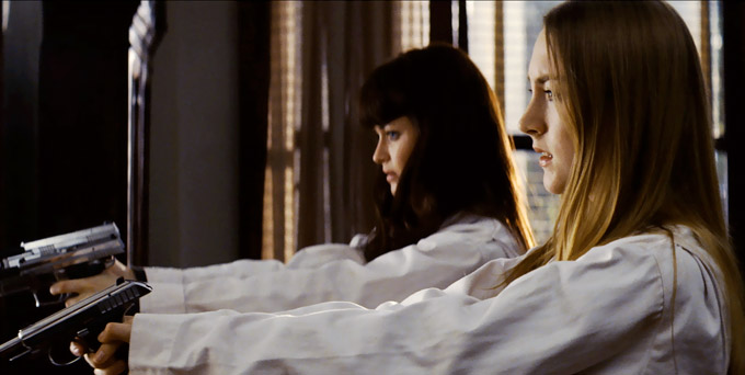 Violet & Daisy, skip