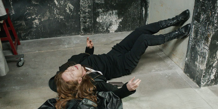 Abuse Of Weakness, Huppert (skip)