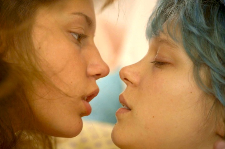 Anne Hathaway Porn Lesbian - Sorry Little Kids: 3-Hour-Long Lesbian Sex Movie 'Blue Is The Warmest  Color' Officially Rated NC-17