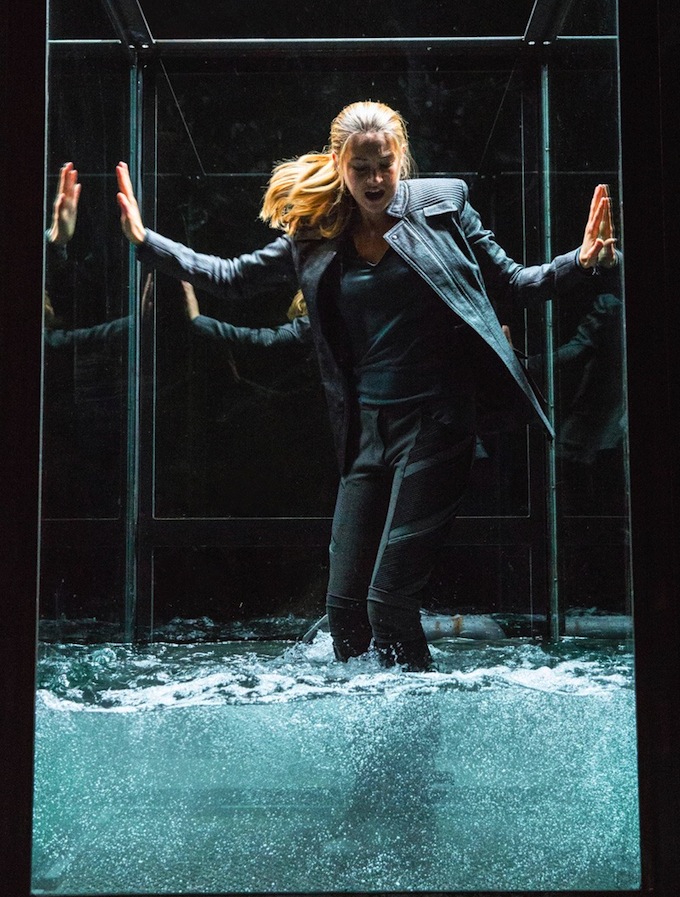 Divergent