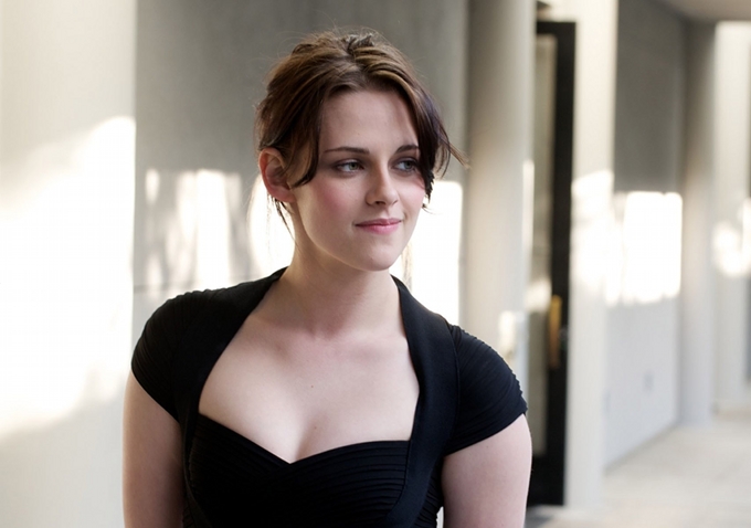 Kristen Stewart Heads To 'Cali' For An Action Flick