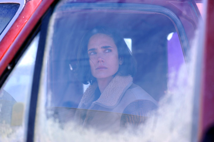 Jennifer Connelly wears Louis Vuitton – 'Aloft' ('No Llores, Vuela') Madrid  Premiere & Photocall