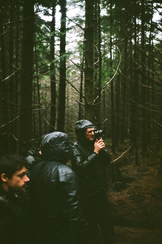 Watch: 'Under The Skin' Featurette Goes Undercover, Plus 20-Minute Talk 