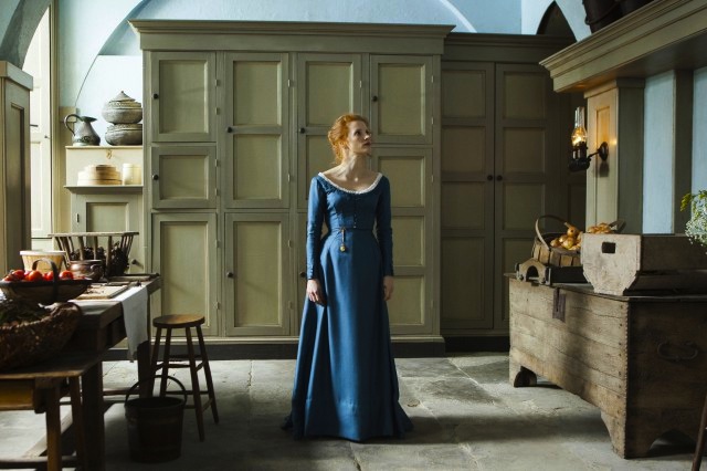 Miss julie, skip crop