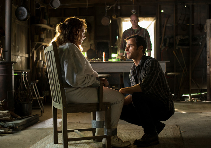 Ann Dowd & Justin Theroux in "The Leftovers"