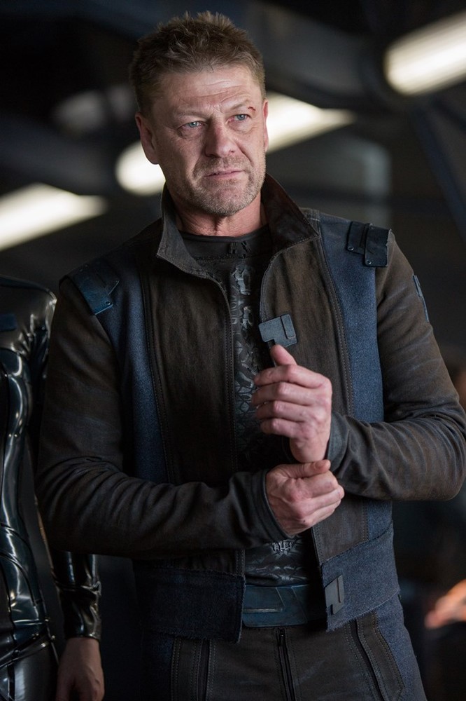 Jupiter Ascending (skip crop)