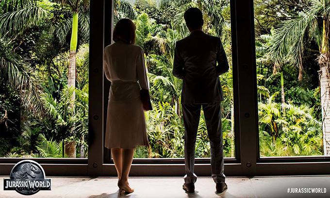 Jurassic World (skip crop)