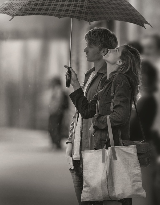 In The Shadow Of Women (skip crop)