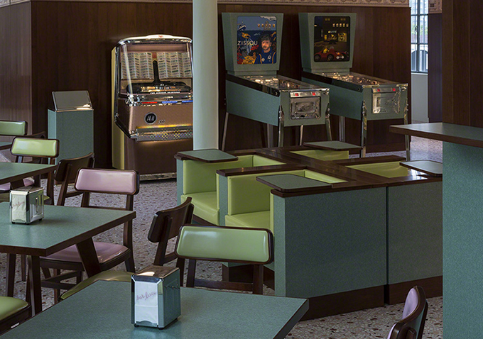Wes Anderson Bar Luce