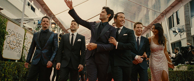 Entourage (skip crop)