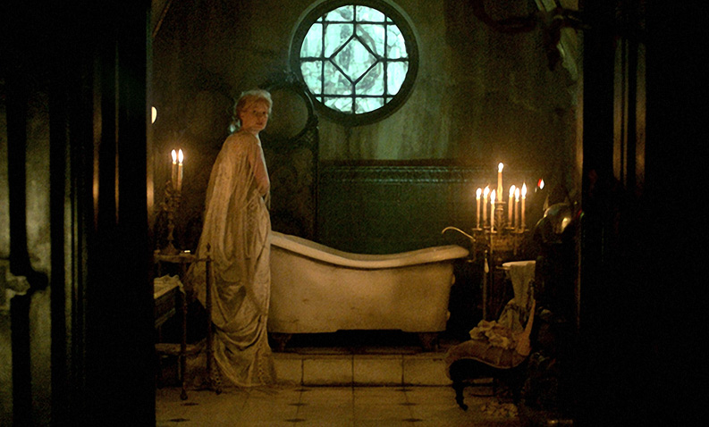 Crimson Peak