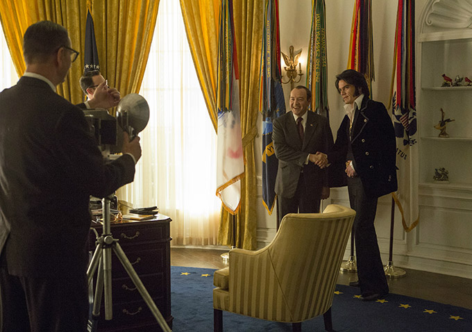 Elvis & Nixon