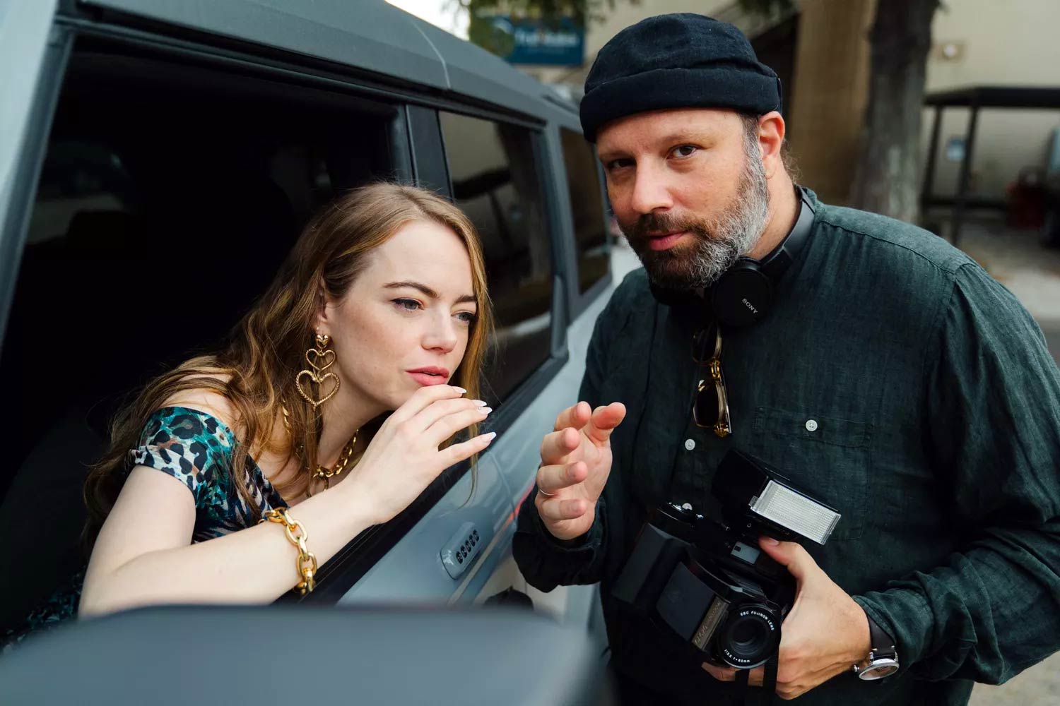 ‘Bugonia’: Yorgos Lanthimos’ New Sci-Fi Comedy With Emma Stone & Jesse Plemons Arrives In October