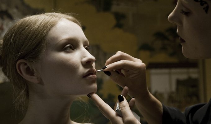 Review Sleeping Beauty Starring Emily Browning Seduces With The Pervading Power Of A Dream 
