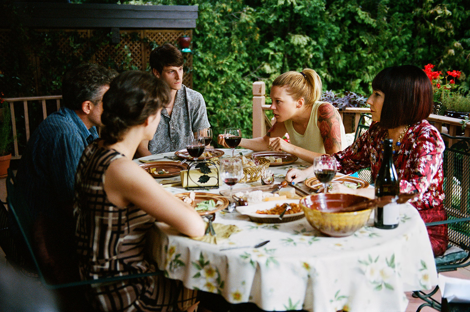 It's-Only-the-End-of-the-World-Marion-Cotillard,-Vincent-Cassel,-Gaspard-Ulliel,-Léa-Seydoux,-Nathalie-Baye-Its-Only-the-End-of-the-World-8