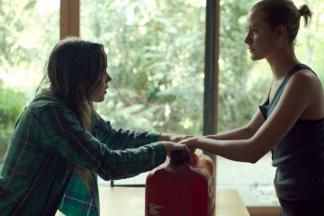 Into The Forest Ellen Page Evan Rachel Wood