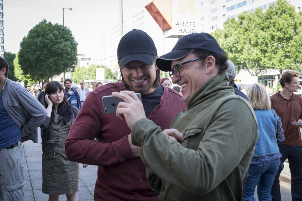 Captain America: Civil War L to R: Sebastian Stan (Winter Soldier/Bucky Barnes) and Director Anthony Russo on set. Ph: Zade Rosenthal ©Marvel 2016