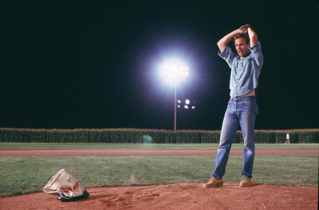 field-of-dreams-kevin-costner