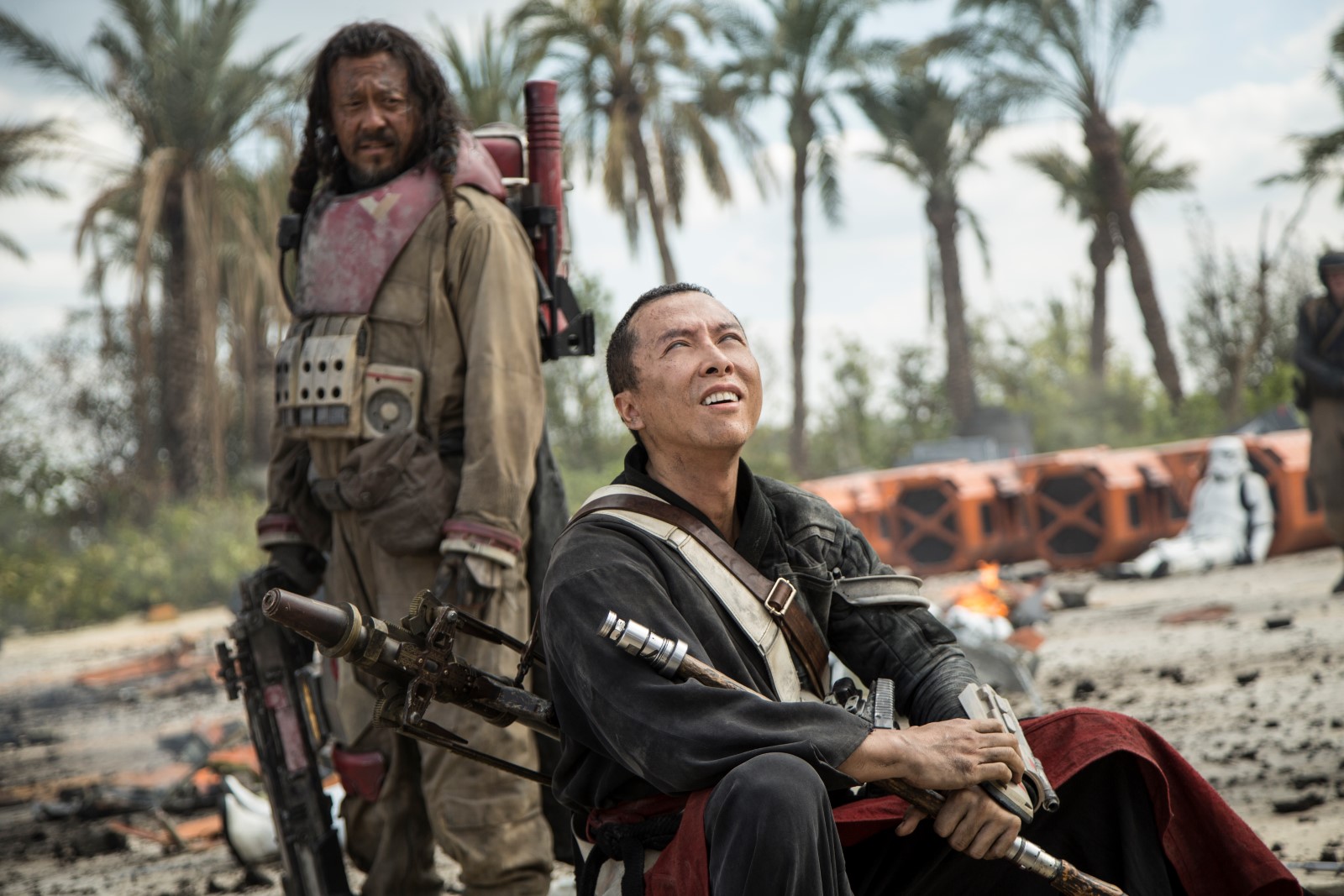 Rogue One: A Star Wars Story L to R: Baze Malbus (Jiang Wen) and Chirrut Imwe (Donnie Yen) Ph: Jonathan Olley ©Lucasfilm LFL 2016.