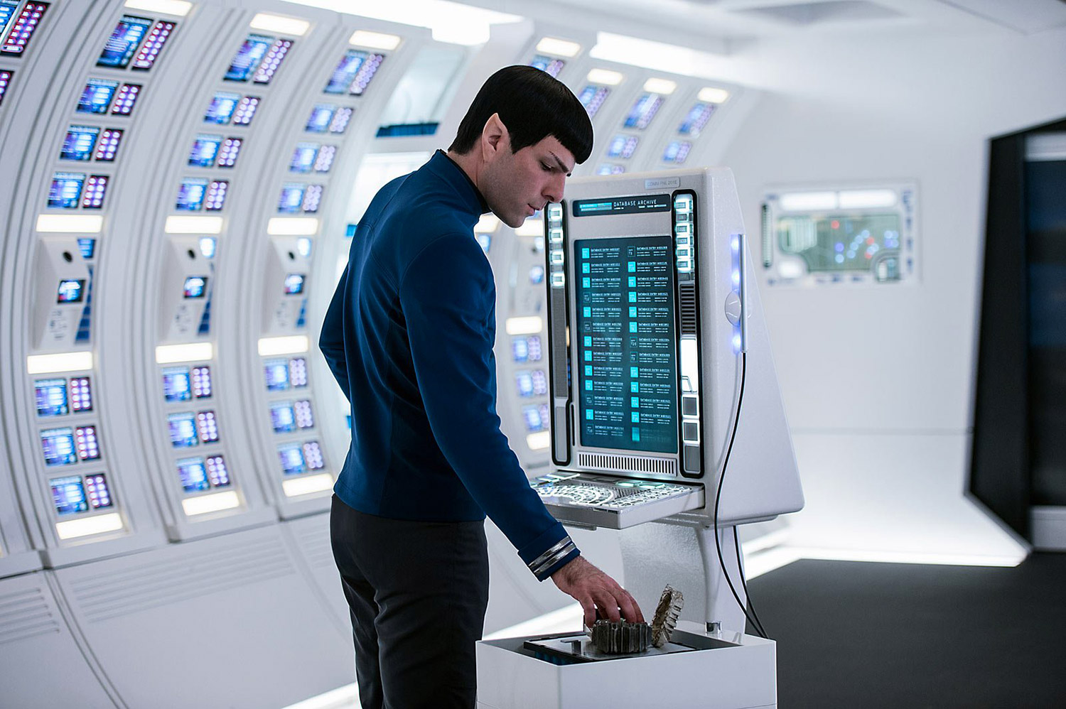 Star-Trek-Beyond-12