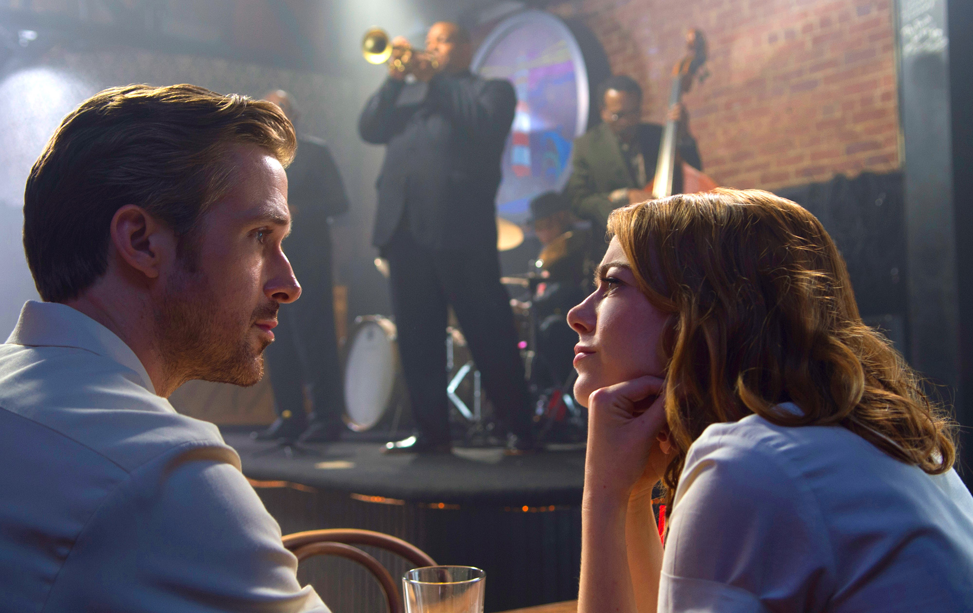 la-la-land-ryan-gosling-emma-stone6_R