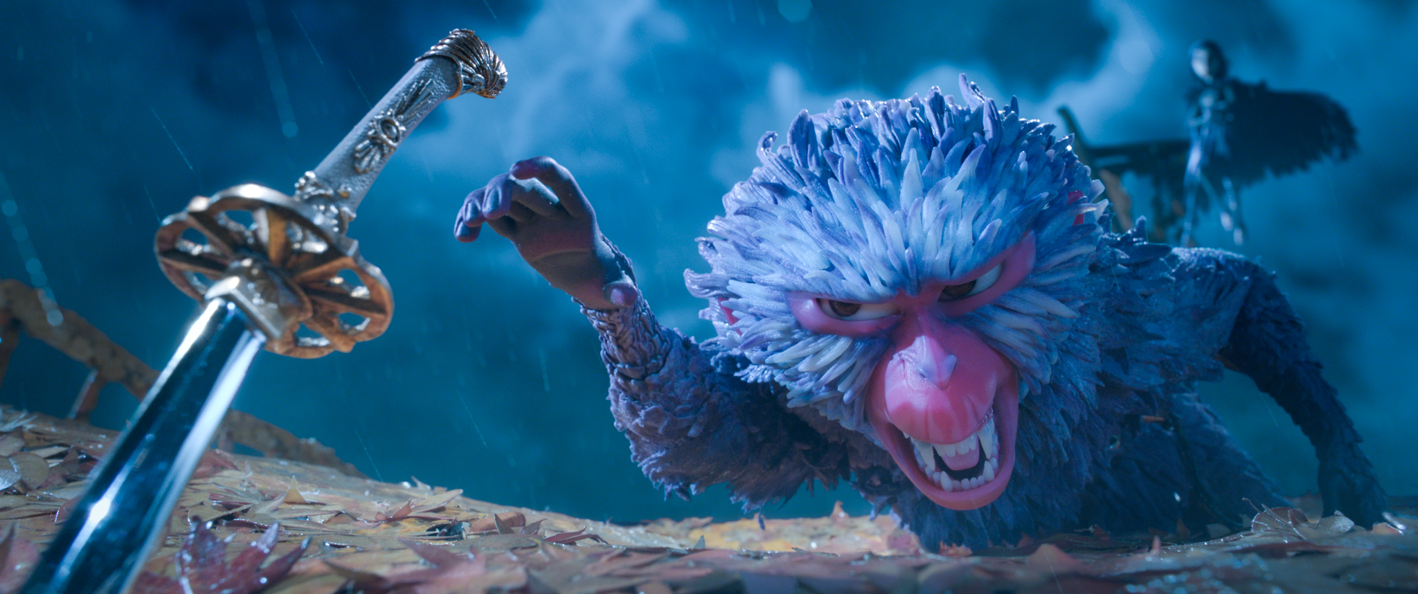 2400.1080.still.laika.0001 Monkey (voiced by Academy Award winner Charlize Theron) finds herself in a fierce battle to protect Kubo in animation studio LAIKA’s epic action-adventure KUBO AND THE TWO STRINGS, a Focus Features release. Credit: Laika Studios/Focus Features