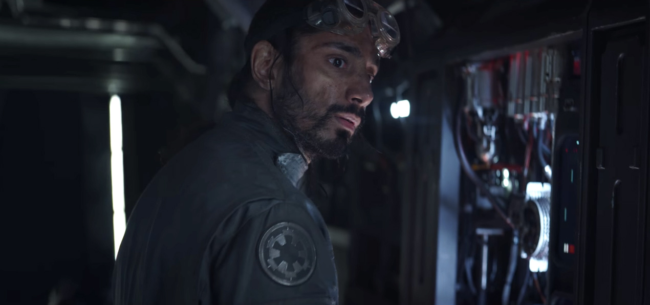 star-wars-rogue-one-trailer-felicity-jones-diego-luna10.50.52-PM