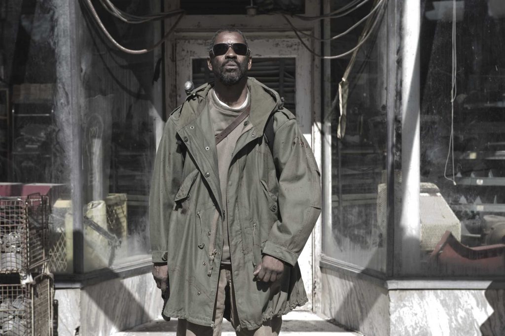 DENZEL WASHINGTON as Eli in Alcon Entertainments action adventure film The Book Of Eli, a Warner Bros. Pictures release. PHOTOGRAPHS TO BE USED SOLELY FOR ADVERTISING, PROMOTION, PUBLICITY OR REVIEWS OF THIS SPECIFIC MOTION PICTURE AND TO REMAIN THE PROPERTY OF THE STUDIO. NOT FOR SALE OR REDISTRIBUTION.