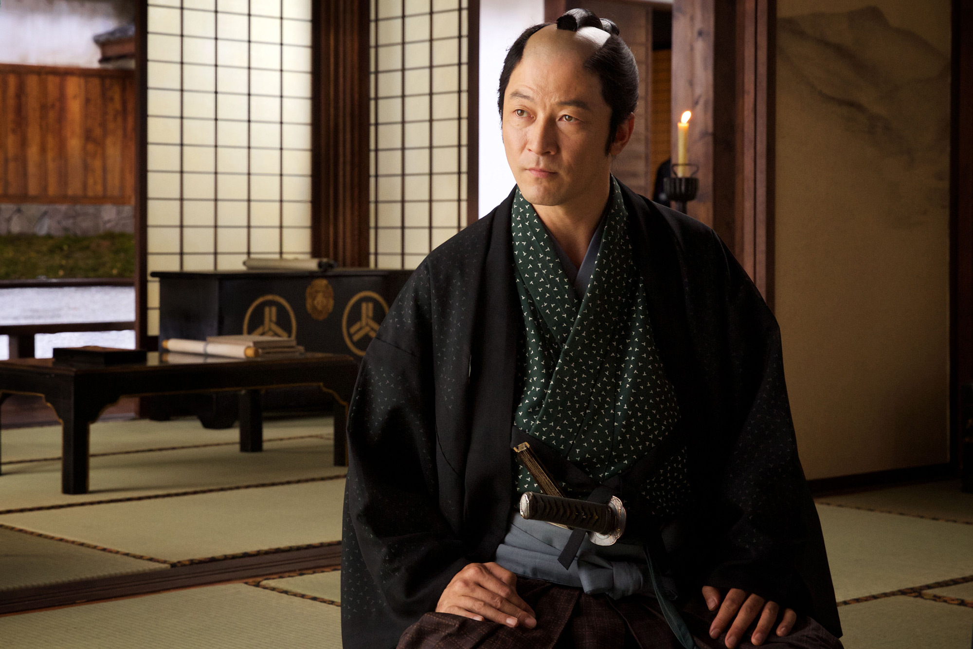 tadanobu-asano-is-an-interpreter-approaching-the-apostasy-to-hero-silence