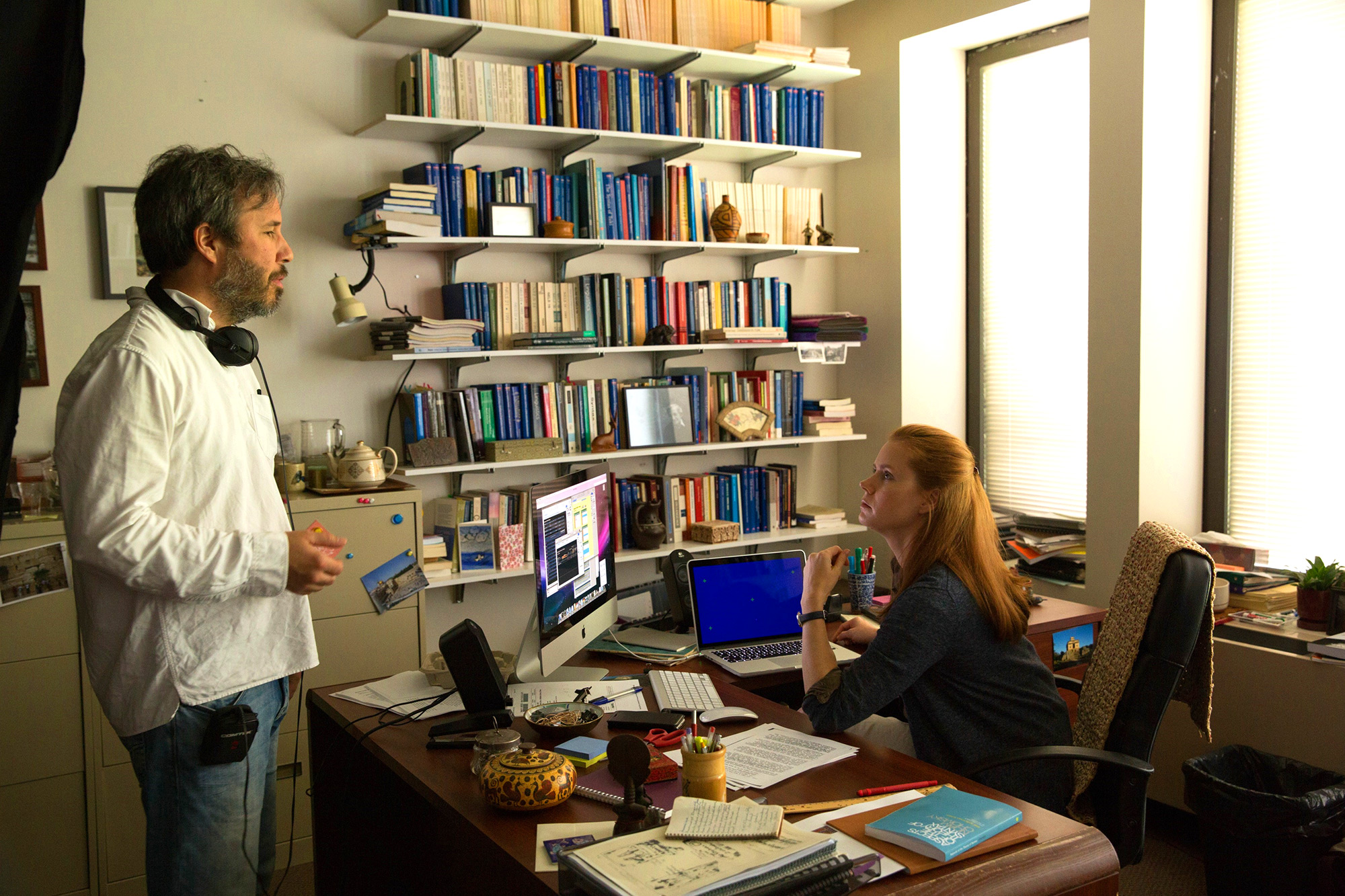 arrival-set2-amy-adams-denis-villeneuve