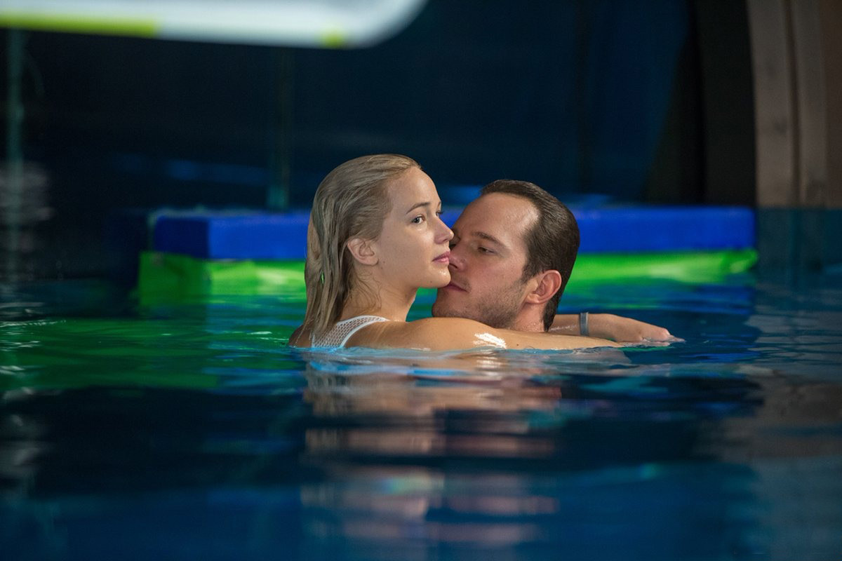 Passengers Starring Chris Pratt And Jennifer Lawrence Engagingly Orbits Blurred Ethical Lines