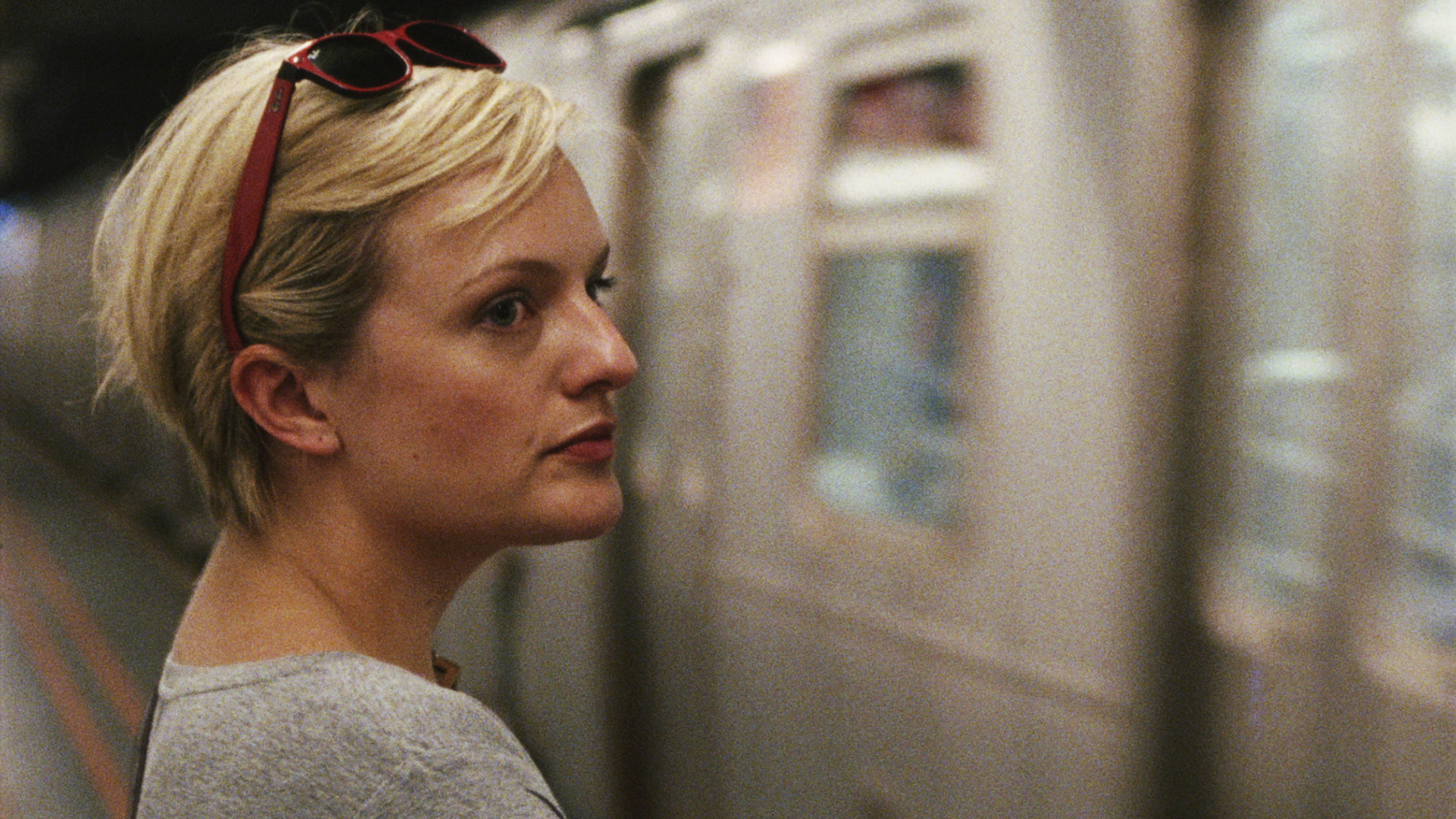 elisabeth-moss