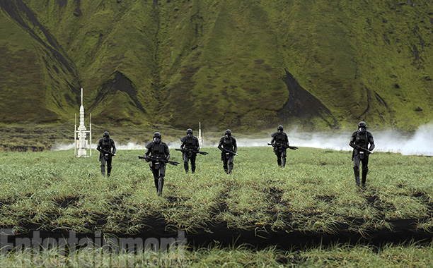 Rogue One: A Star Wars Story (2016) Death Troopers credit: Jonathan Olley/© Lucasfilm LFL 2016