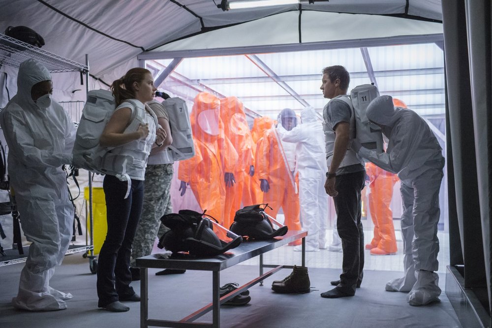 arrival-amy-adams-jeremy-renner-arr48