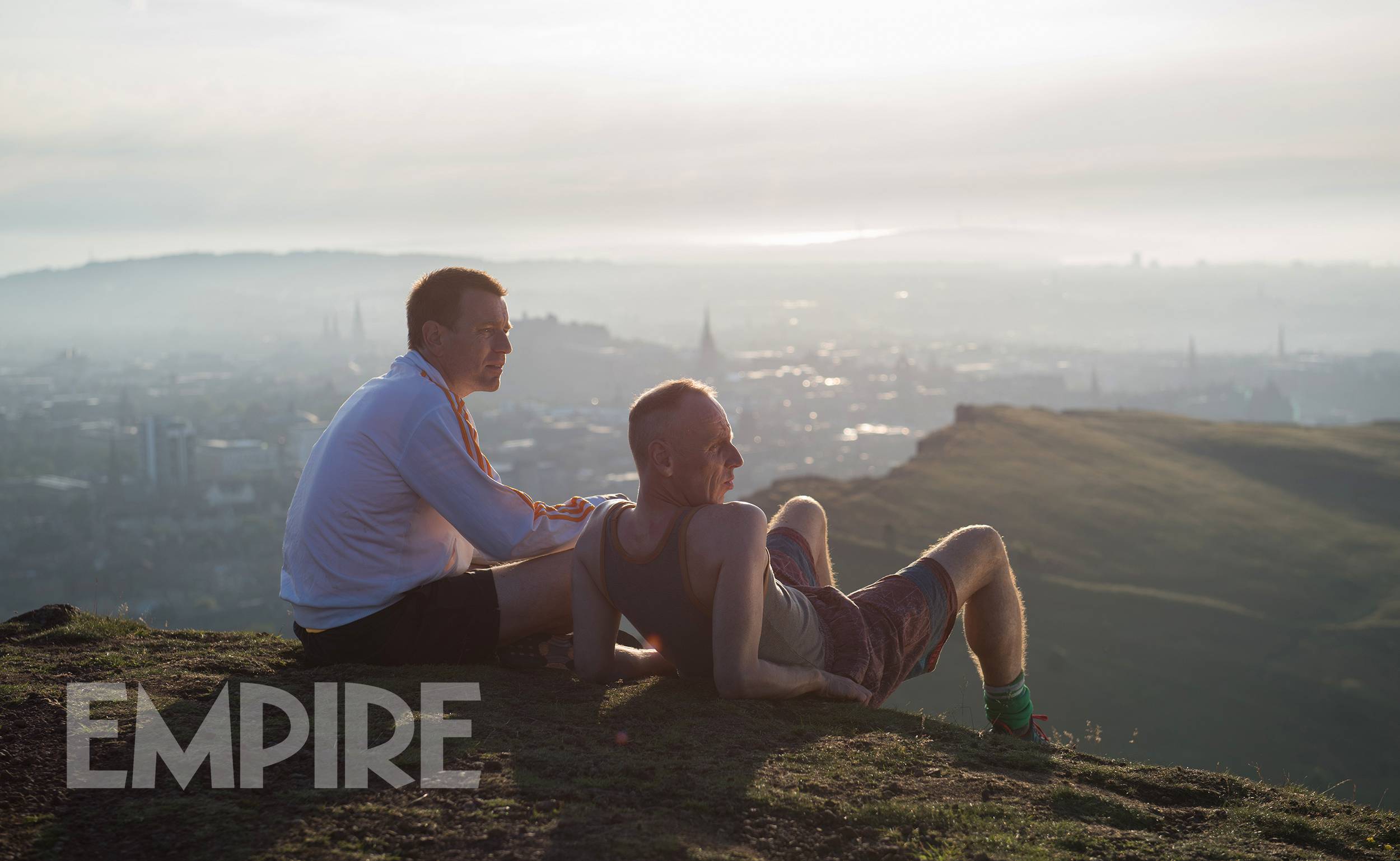 t2-trainspotting-ewan-mcgregor-ewen-bremner