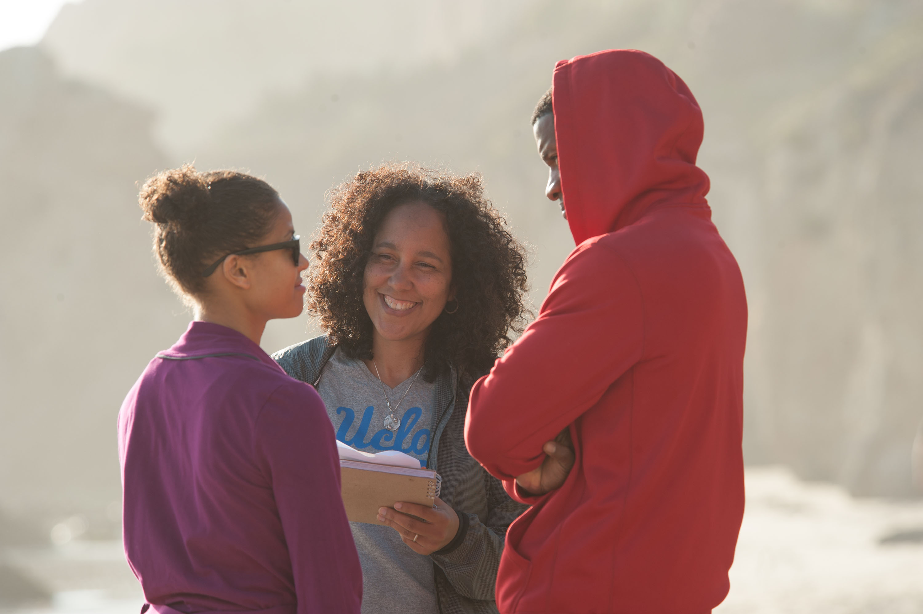 M300 (Left to right.) Star Gugu Mbatha-Raw, Director GINA PRINCE-BYTHEWOOD and Star Nate Parker on the set of Relativity MediaÕs BEYOND THE LIGHTS.