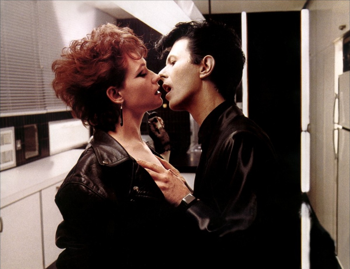 david-bowie-the-hunger