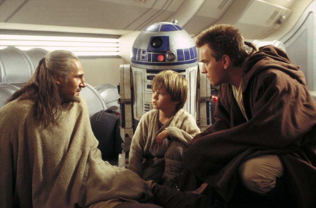 ewan-mcgregor-liam-neeson-and-jake-lloyd-in-star-wars-episode-i-the-phantom-menace-1999
