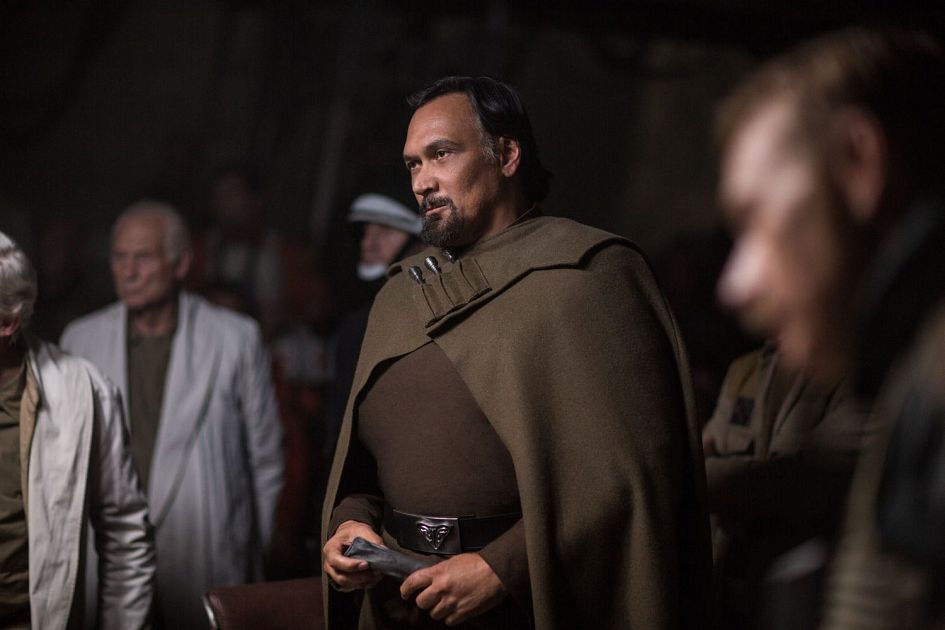 rogue-one-a-star-wars-story-felicity-jones-gareth-edwards-42283-20161213-191906-5