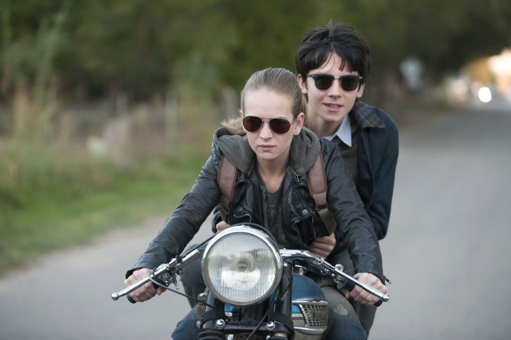 Asa Butterfield and Britt Robertson, The Space Between Us