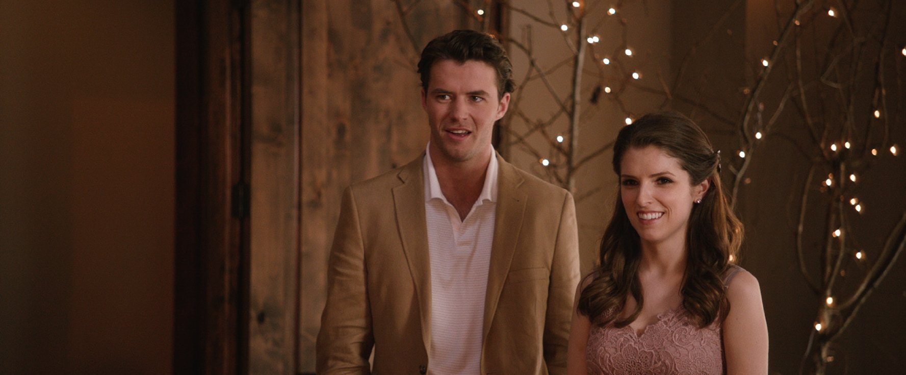 Anna Kendrick and Thomas Cocquerel in Table 19 (2017)