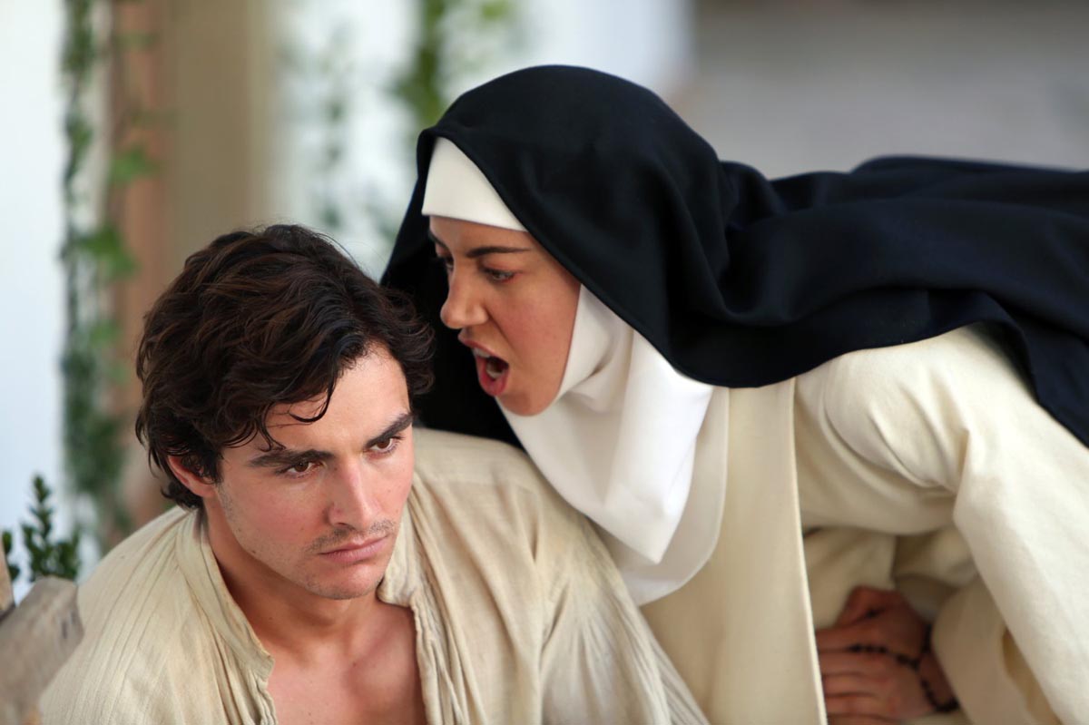 Aubrey plaza dave franco threesome