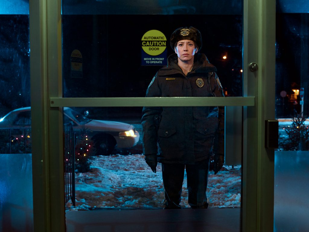 FARGO_-Season-3--05_GLORIA_GLASS_DOORS_025_F_AA
