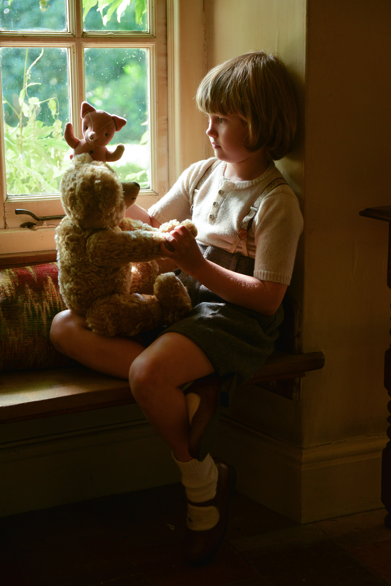 Will Tilston as 'Christopher Robin Milne' in the film UNTITLED A.A. MILNE. Photo by David Appleby. © 2017 Fox Searchlight Pictures