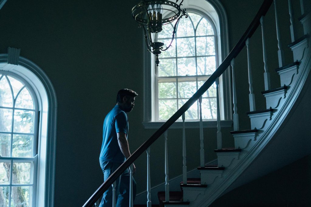 Colin-Farrell-in-THE-KILLING-OF-A-SACRED-DEER-by-Yorgos-Lanthimos_m
